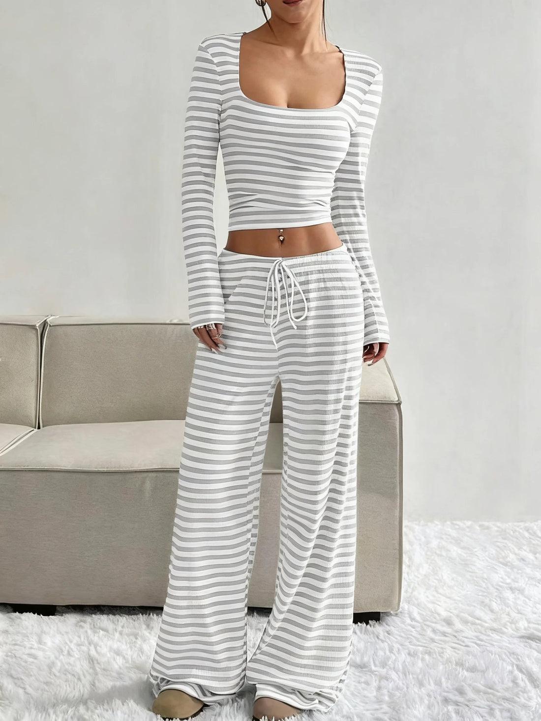 Women’s Slouchy Square Neck Stripe Long Sleeve Crop Top And Low-Rise Wide Leg Trousers Co-ord