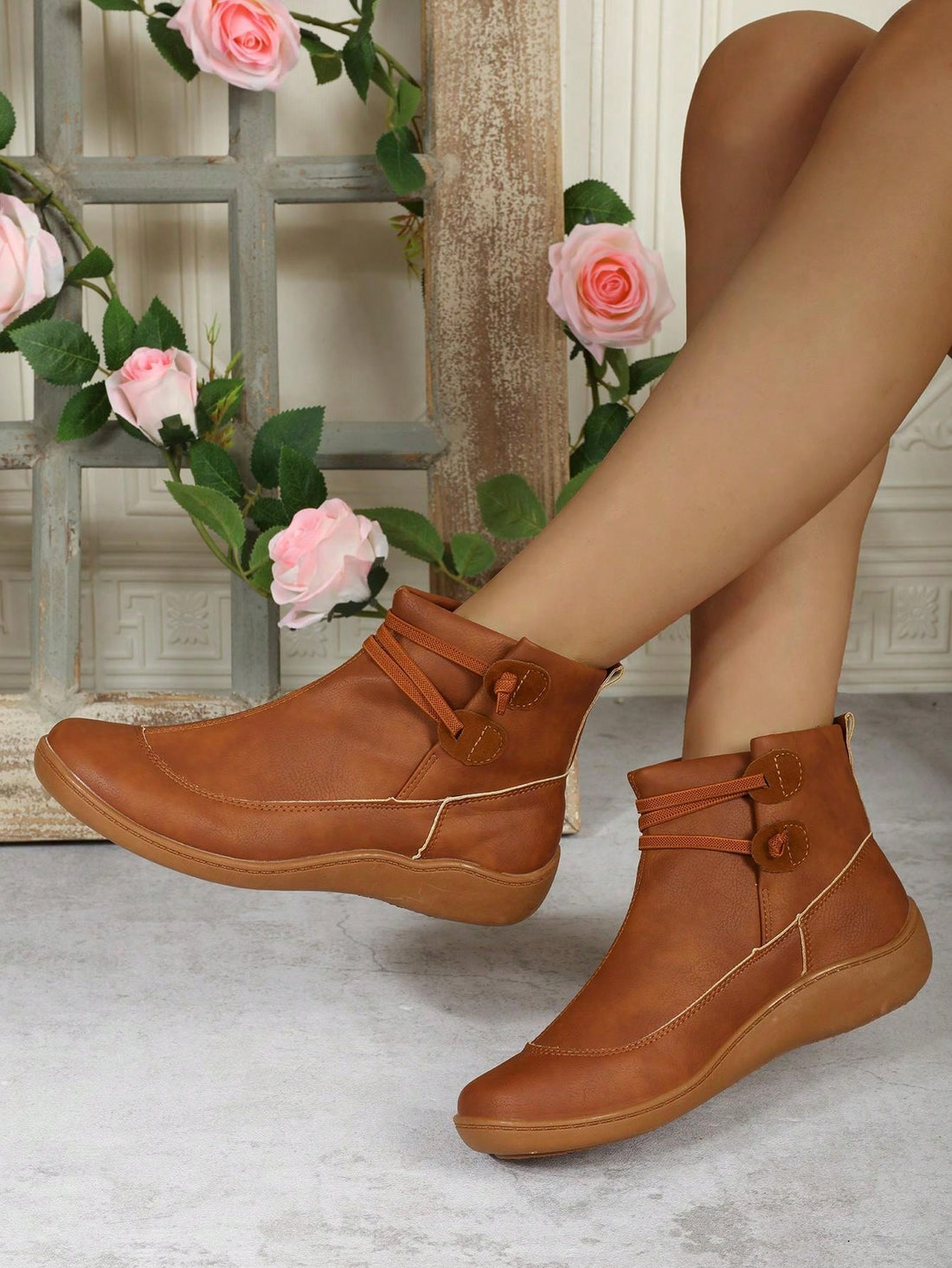 Women's Boots With Plush Lining, British Style Ankle Boots, High Top Flat Shoes, Suitable For Outdoor And Casual Wear