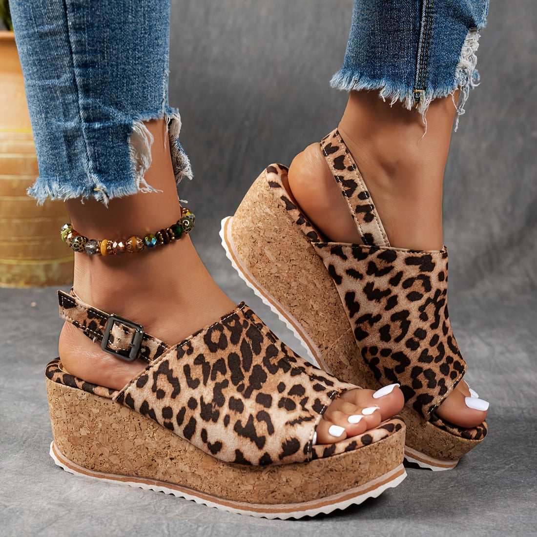 Women's Platform Sandals with Adjustable Buckle and Sturdy Sole