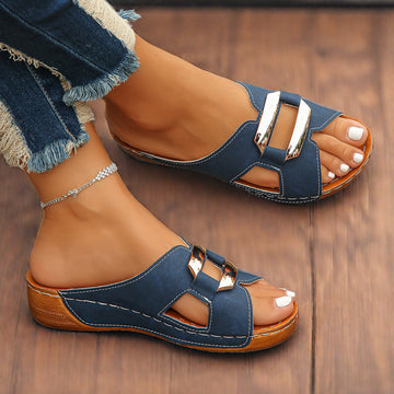 Women's Adjustable Buckle Sandals with Cushioned Support and Versatile Design