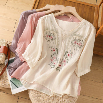 Women's Floral Relaxed Blouse with Lightweight Fabric and Breathable Design