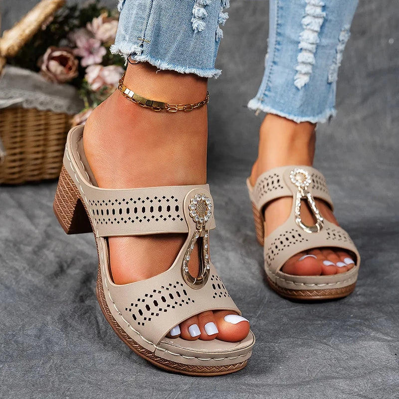 Women's Casual Sandals with Adjustable Straps and Arch Support