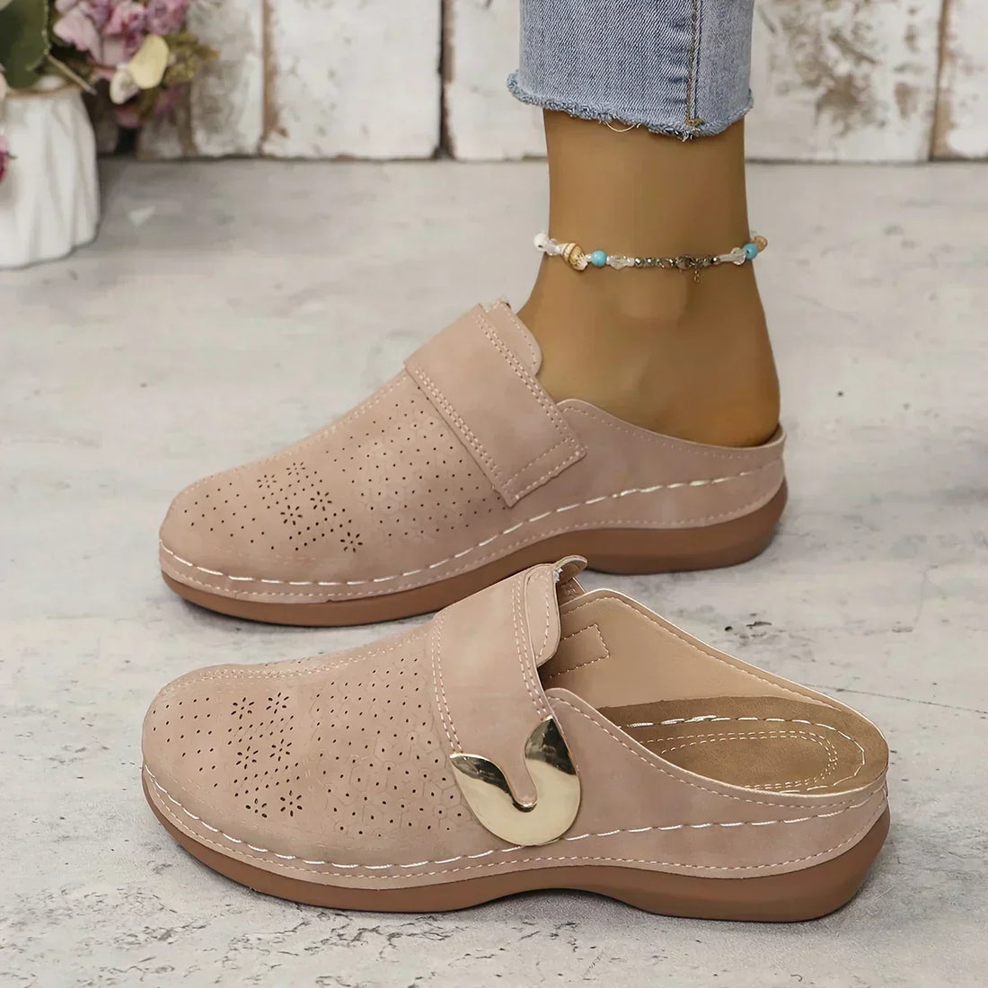 Women's Adjustable Wedge Sandals with Comfortable Fit and Versatile Style