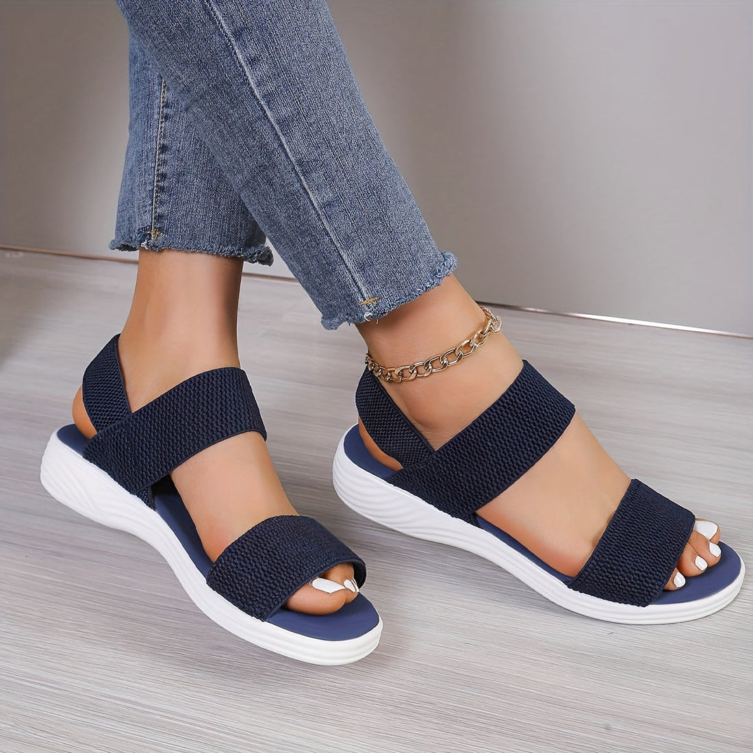 Women's Sandals with Adjustable Straps and Cushioned Footbed