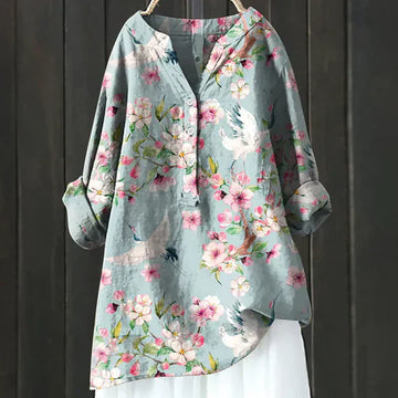 Women's Relaxed Fit Top with Lightweight Fabric and Breathable Design
