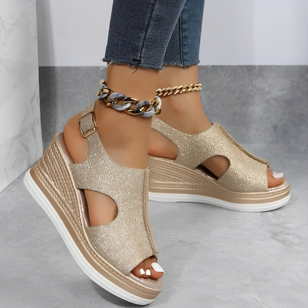 Women's Arch Support Sandals with Adjustable Straps and Cushioned Footbed